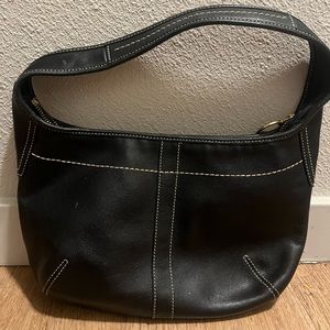 Coach black leather shoulder purse